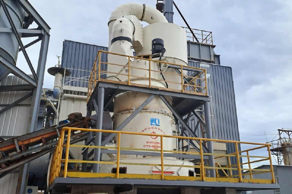 雷蒙磨粉機(jī)加工粉煤灰-粉煤灰磨粉機(jī)