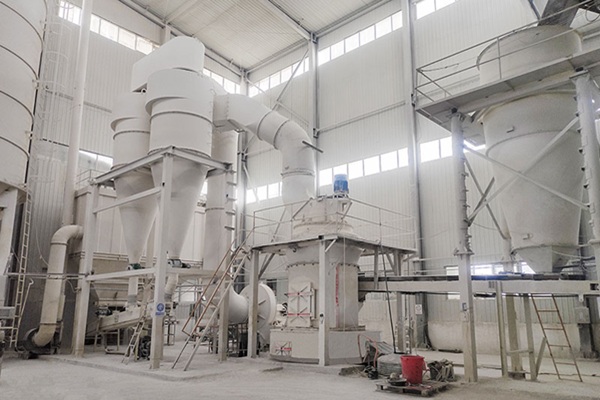 雷蒙磨粉機(jī)加工石頭-石頭磨粉機(jī)